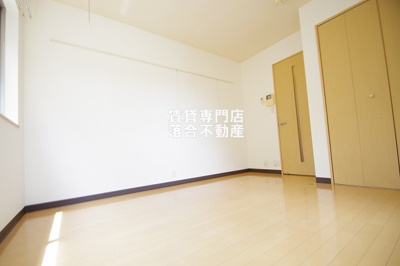 【寝室】 | ティー・アンド・ジェイ | 落ち着いた色調のお部屋