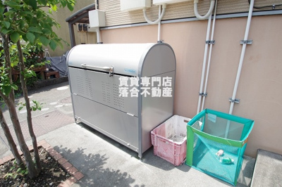 【その他共用部分】 | ティー・アンド・ジェイ | 敷地内ゴミ置き場