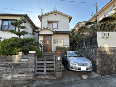 【外観】 | 宝塚市月見山１丁目売土地（古家付） | 物件の外観です