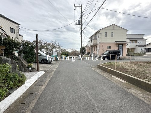 【前面道路含む現地写真】 | 【仲介手数料０円】伊勢原市沼目3丁目　土地（売地） | 伊勢原市沼目3丁目　土地（売地）