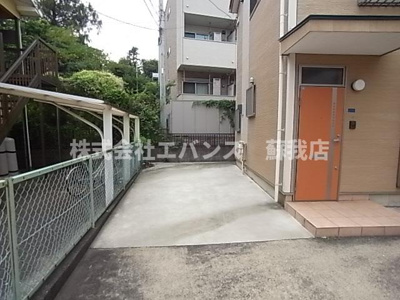 【駐車場】 | ハイツアムール貸家