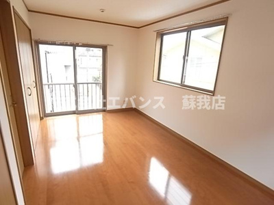 【寝室】 | ハイツアムール貸家 | 開放的な寝室です