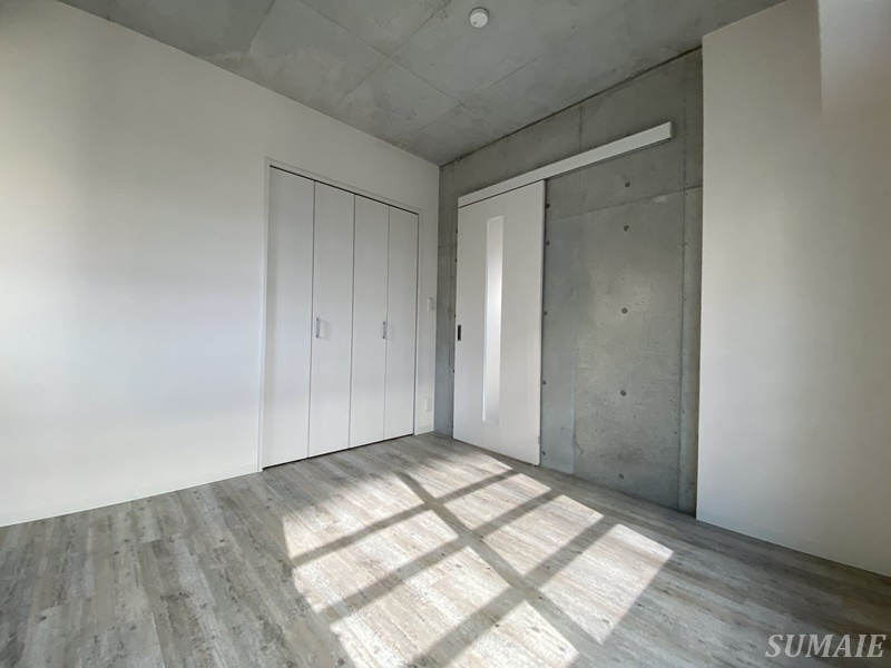 プラチナフォルム駒込の洋室|別角度からみた洋室です☆