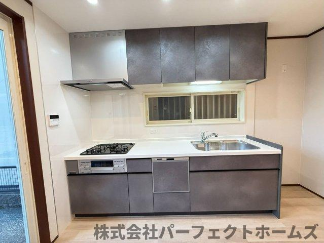 伊加賀西町戸建のキッチン|使いやすいキッチンです