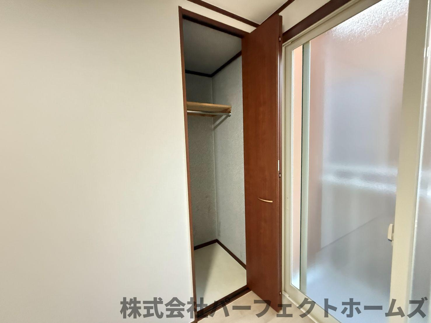 伊加賀西町戸建の収納|小物を収納するのに便利です