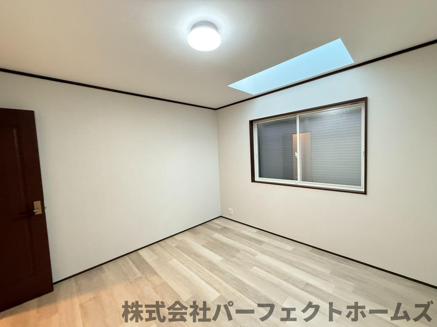伊加賀西町戸建の洋室|スタンダードな洋室です