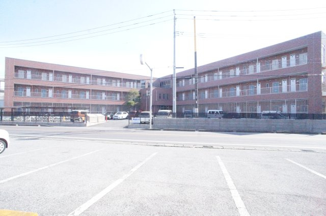 コーポニッコーの外観