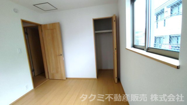 神戸市垂水区城が山　新築一戸建の洋室