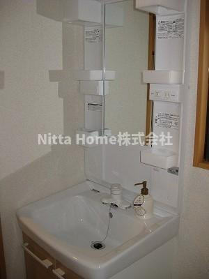 ユーミー和久市の洗面所|独立洗面化粧台もありますよ(^-^)