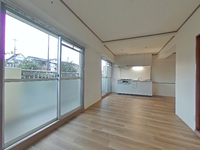 ハイツ山田南の居間・リビング