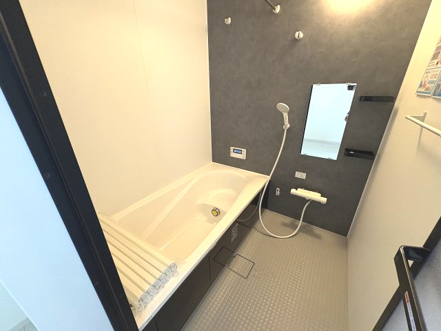 【浴室】 | 大野城市雑餉隈町1丁目1期　1号棟（全1棟）【仲介手数料無料・0円】 | 現地写真。浴室です。