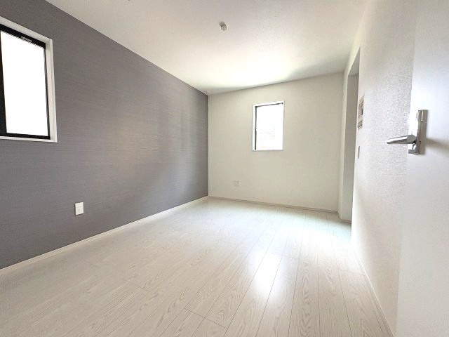 【寝室】 | 大野城市雑餉隈町1丁目1期　1号棟（全1棟）【仲介手数料無料・0円】 | 現地写真。1階洋室