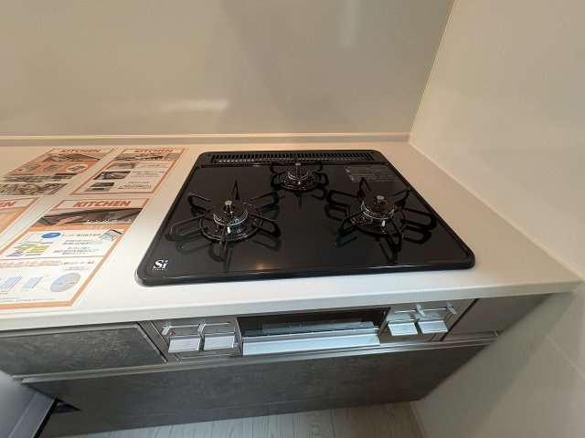 【キッチン】 | 大野城市雑餉隈町1丁目1期　1号棟（全1棟）【仲介手数料無料・0円】 | 現地写真。