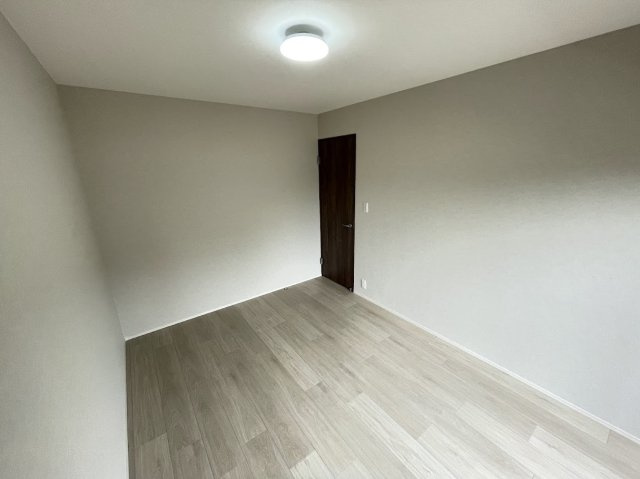 京都府京都市伏見区羽束師志水町225-8の洋室|1階6帖洋室