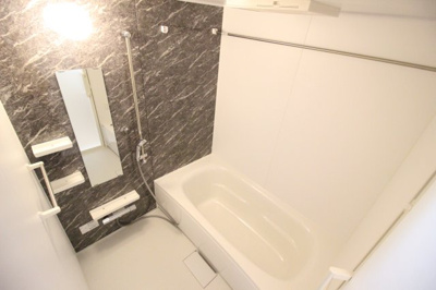 【浴室】 | Madison Seed