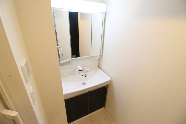 【独立洗面台】 | Madison Seed