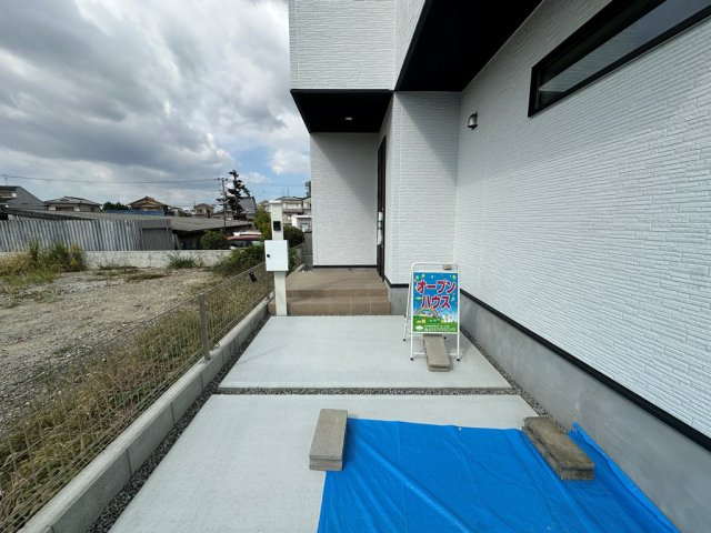 大東市三箇1丁目　２階建の駐車場