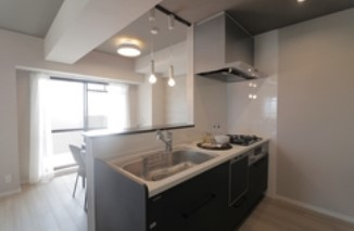 ライオンズマンション城東緑橋　15階のキッチン