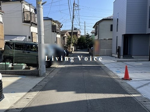 【前面道路含む現地写真】 | 【仲介手数料０円】綾瀬市深谷上5丁目　新築一戸建て　全3棟 | 【仲介手数料０円】綾瀬市深谷上5丁目　新築一戸建て　全3棟