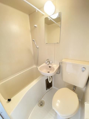 【浴室】 | メゾンエスポワール