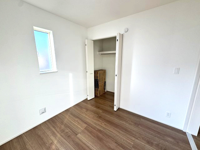 ハートフルタウン 前橋市北代田町780番　Ａ号棟の収納|１階洋室収納です