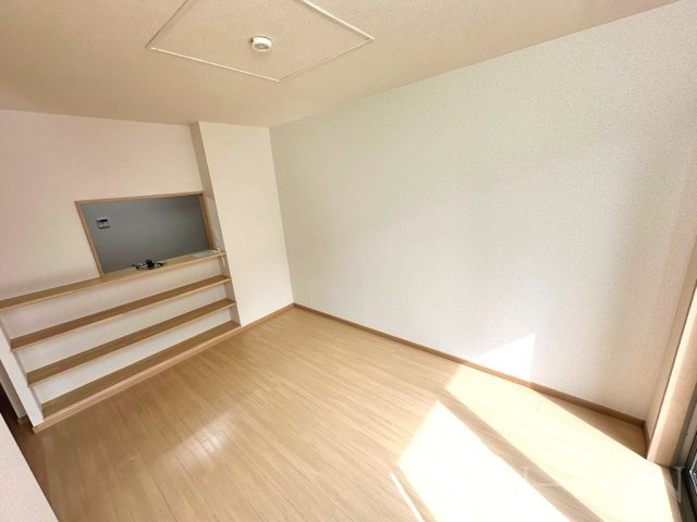 松東017の居間・リビング