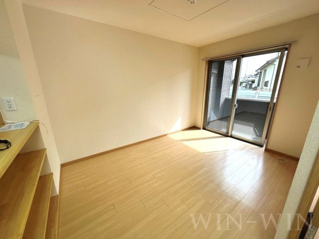 松東017の居間・リビング