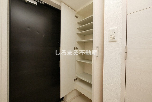 S-RESIDENCE難波EASTの収納