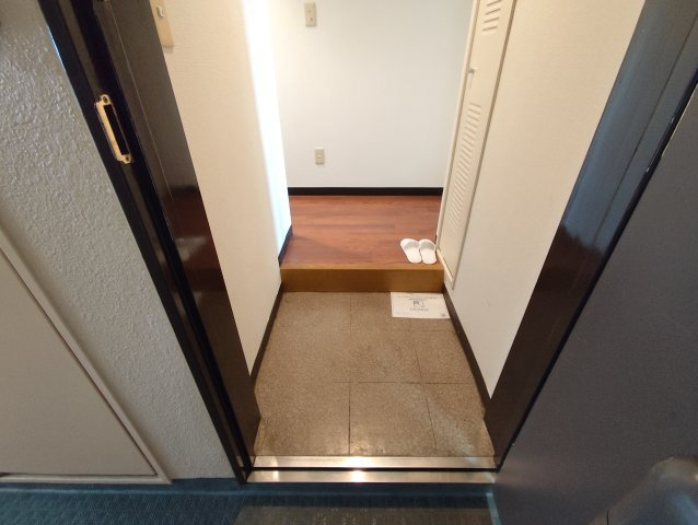 ライオンズマンション東新小岩の玄関