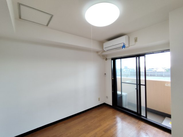 ライオンズマンション東新小岩の洋室