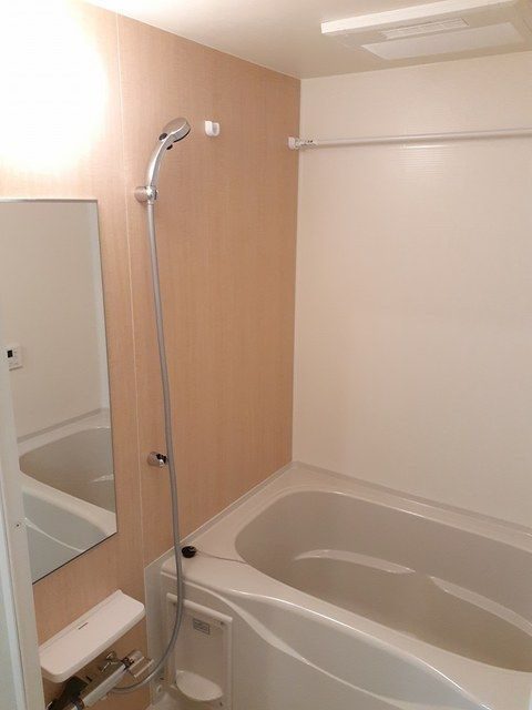 シャンポール砂田の浴室