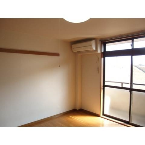 サニーコート天白の洋室