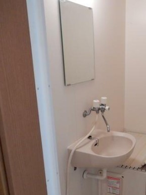 ホワイトハイムの洗面所