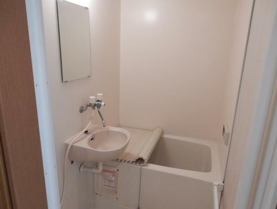 ホワイトハイムの浴室