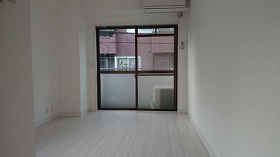 【居間・リビング】 | フラッツ松尾