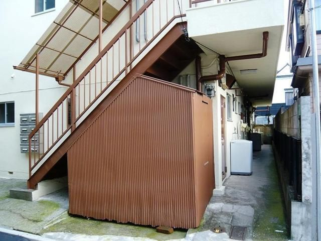 松しま荘のエントランス