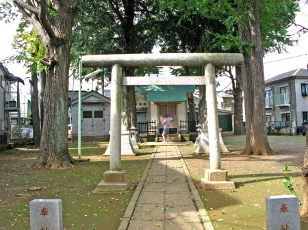 フェリス永和の周辺