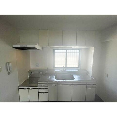 【キッチン】 | アーバンヒルズ新子安 | キッチンに窓がございます♪