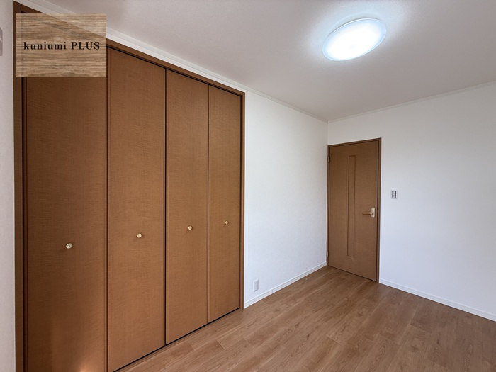 東大阪市御厨東1丁目の洋室