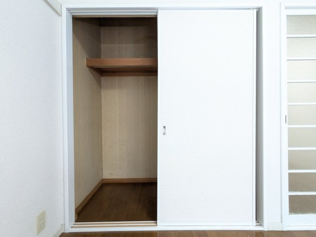 ハウス松園の収納|便利な収納スペースです