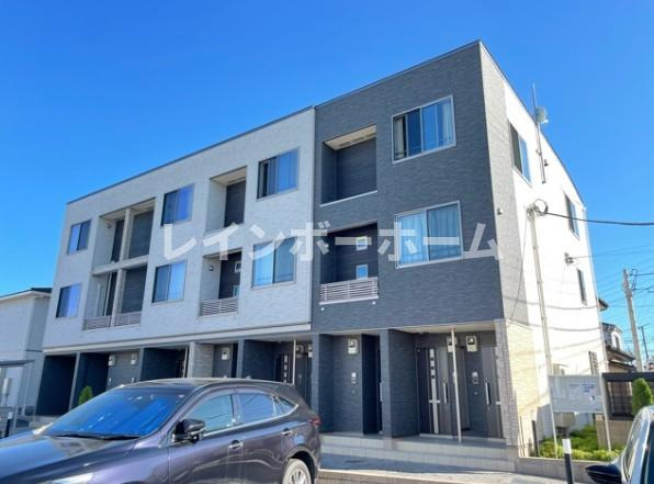 アレーナ　ウエスト