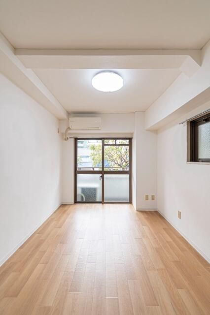 ホーユウコンフォルト隅田公園の居間・リビング