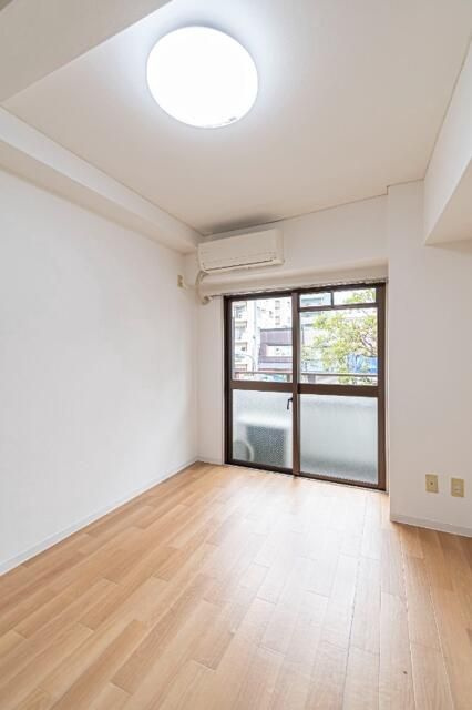 ホーユウコンフォルト隅田公園の居間・リビング