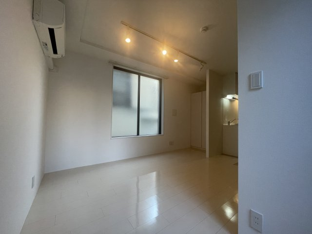 エクサム初台の居間・リビング|使いやすい居間です