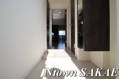 【玄関】 | フレール上前津 | 収納もある玄関です