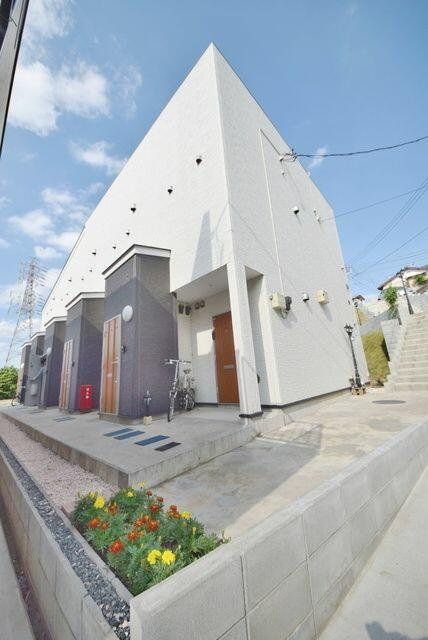 千葉市花見川区浪花町のアパートの画像