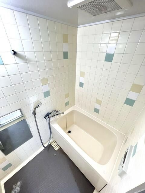 ＤＲホームズ千歳烏山の浴室|■追焚＆浴室乾燥機能付きのオートバス♪