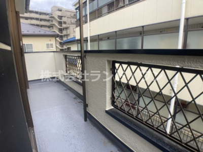 【バルコニー】 | 所沢市けやき台1丁目 | 2部屋から行き来できるワイドバルコニー