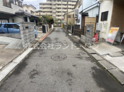 【前面道路含む現地写真】 | 所沢市けやき台1丁目 | 北側公道幅員4ｍ