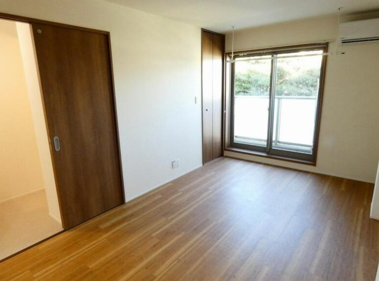 アフィーノの洋室